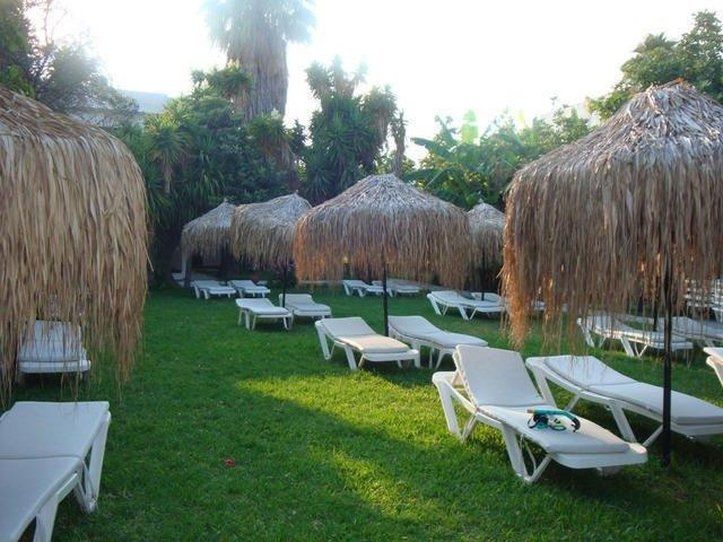 Oasis Hotel Bungalows Afandou Rhodes Екстериор снимка